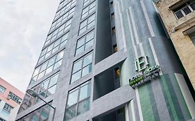 旭逸雅捷酒店 (荃灣)
